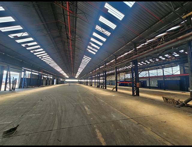 6,797M² WAREHOUSE TO LET IN TUNNEY
